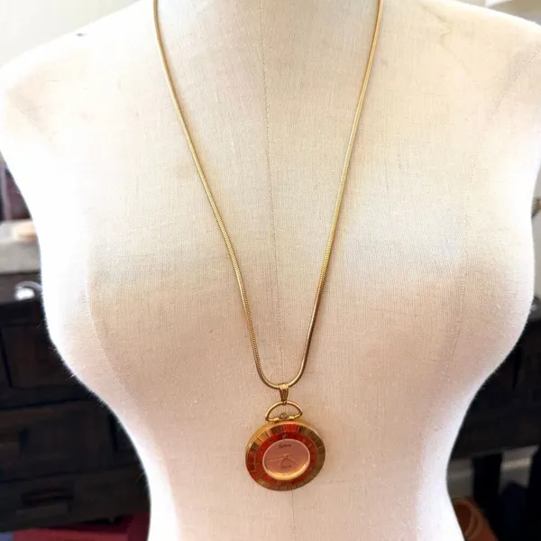Vintage Sutton Quartz Pendant Watch Necklace Gold - Image 3