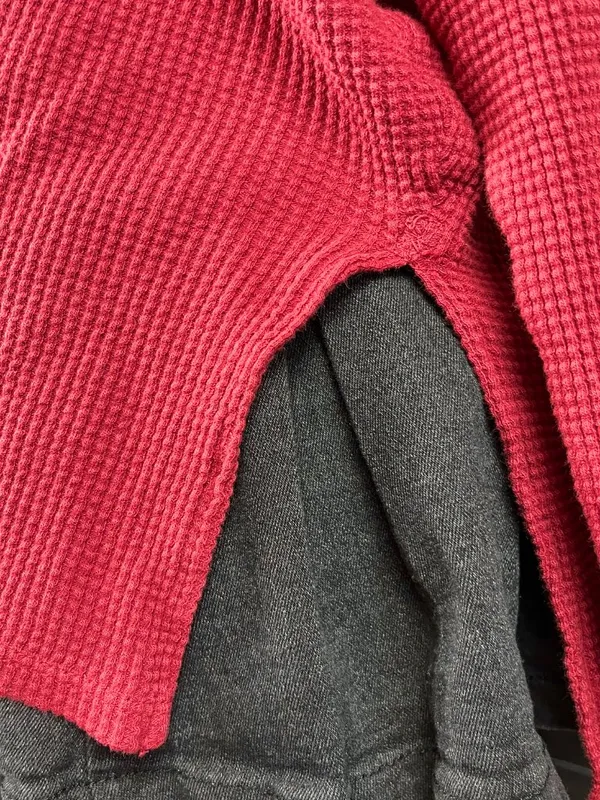 Offline by Aerie Waffle Henley Women's M Red Long Sleeve Thumbs Y2K Bella Swan - Image 7
