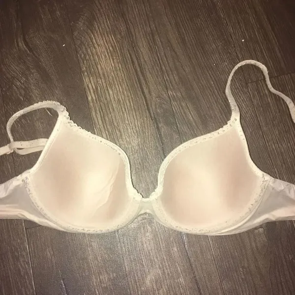Victoria’s Secret nude full coverage 34C bra - Image 2