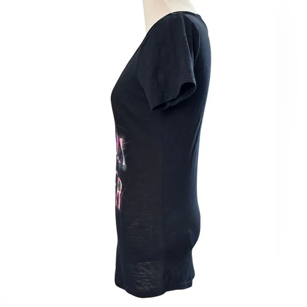 Hollister Black Graphic V Neck Tee Women’s Small Pink Logo Shirt - Image 4