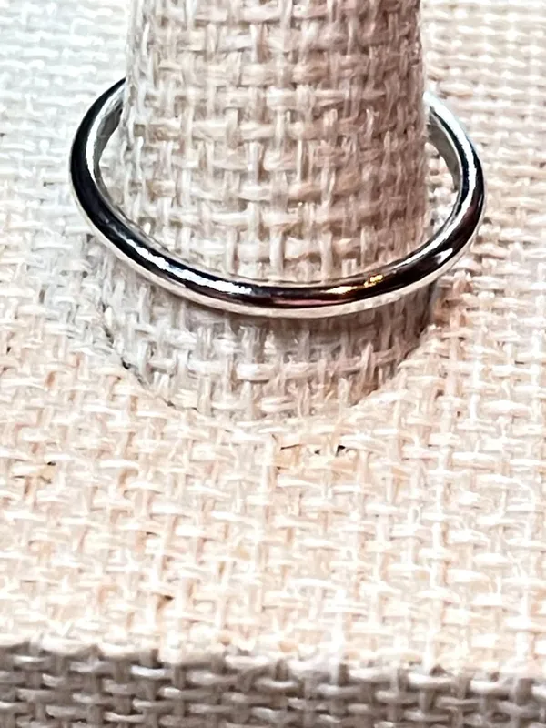 Vintage 70s Uncas Signed Clear Solitaire Crystal Silver-Tone Ring Size 9 - Image 5