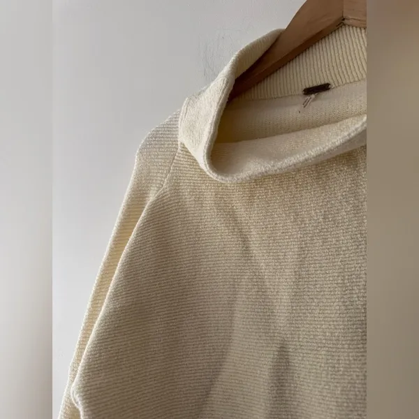Free People Women's Ottoman Slouchy Tunic Sweater Pullover Long‎ Sleeve Ivory - Image 4