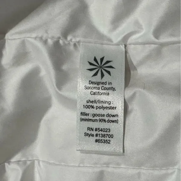 Athleta White Down Puffer Jacket Coat Women’s Large - Image 3