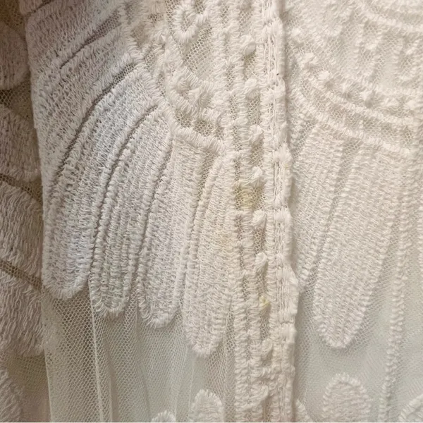 Rebellion white lace cardigan duster size small floral - Image 2