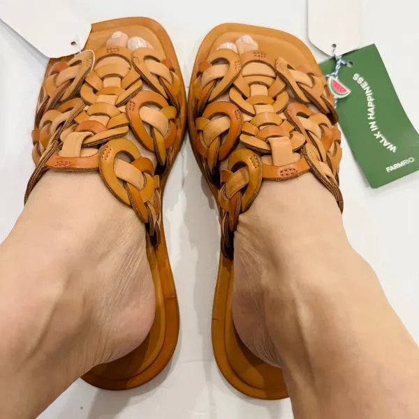 Farm Rio leather circles flats *MIS-matched sizes* - Image 4