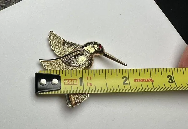 Avon Hummingbird Gold Tone Bird Red Rhinestone Brooch Pin Signed NWOT - Image 8