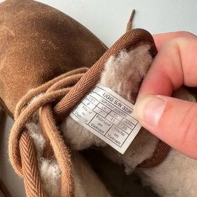 UGG Neumel II Chukka Boots Chestnut - Image 7