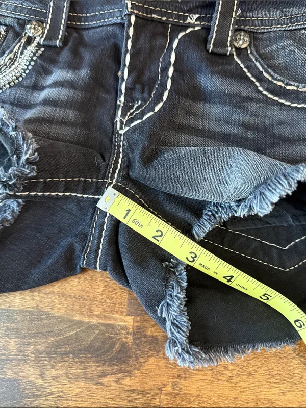 MISS ME Black Embellished Denim Cutoff Style Shorts Size 25 - Image 13