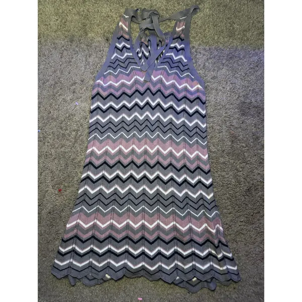 Old Navy Halter Neck Chevron Knit‎ Mini Dress Grey Pink Zig Zag Scalloped Hem Sleeveless - Image 2