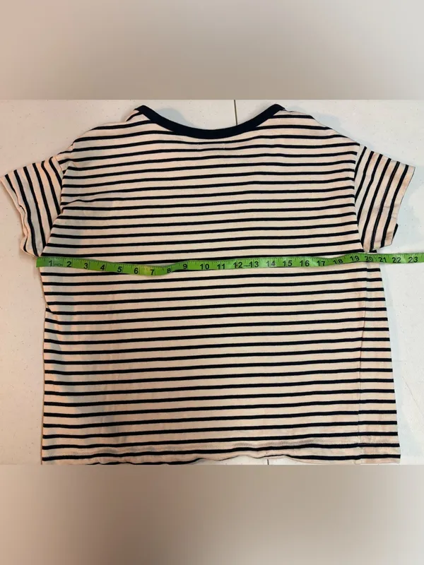 SUNDRY MEDIUM ✨ 100% cotton striped short sleeve tee cream + navy VGUC - Image 3