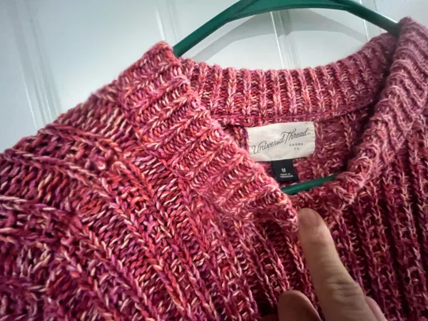 Universal Threads Red knitted top - Image 4