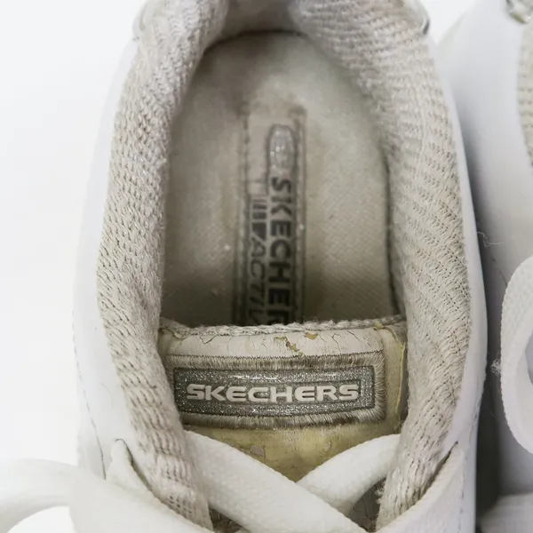Vintage 90s Skechers White Chrome Platform Sneakers - Image 11