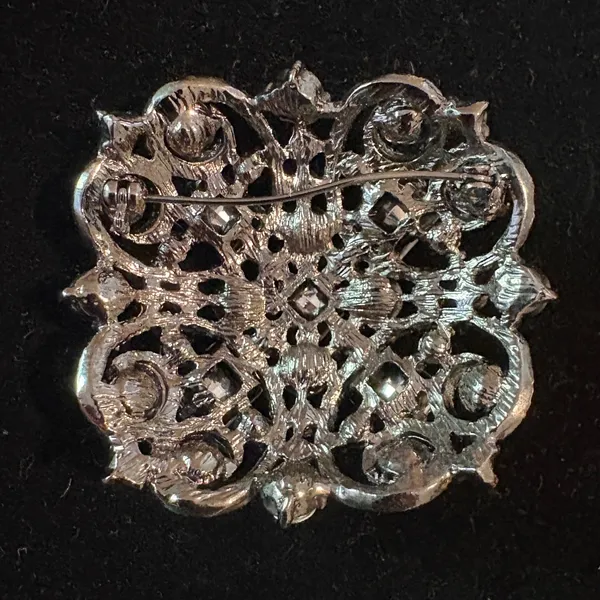 Vintage Style Filigree Rhinestone Crystal Brooch Pin Statement Silver‎ tone - Image 3
