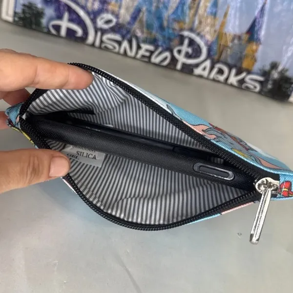 Disney parks loungefly Dumbo the flying elephant pouch wallet bag - Image 5