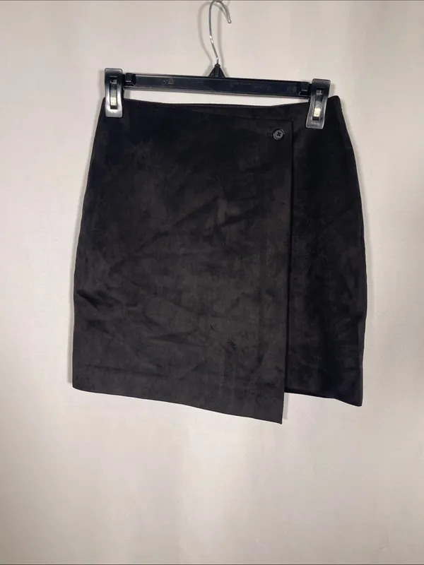 Aritzia Babaton Womens Cantina Suede Black Mini Skirt 2/Xs - Image 2