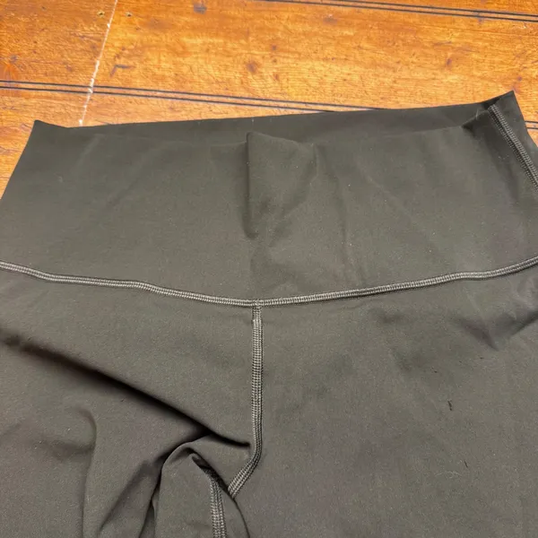 Lululemon Align High-Rise Crop 21 Dark Olive Green Leggings‎ Size 10 LW6BANS - Image 4