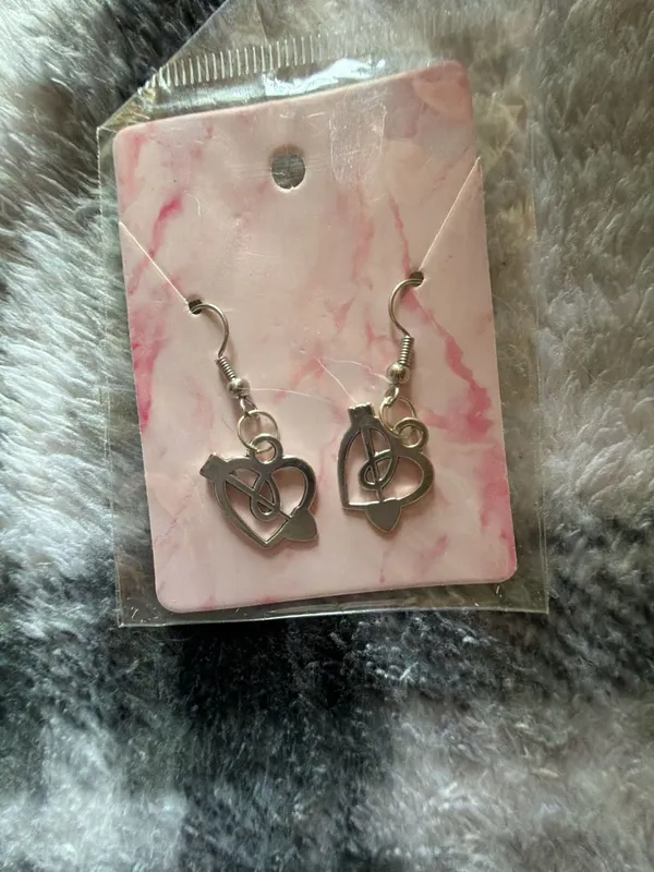 Assorted Dangle Earrings Bundle - Image 2