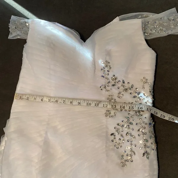 Women’s Wedding Dress with Side Design Ruffles & Corset Back Size L NWOT - Image 9