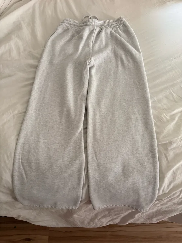 Aritzia Sweatfleece Sweatpants - Image 2