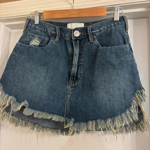 One Teaspoon Vanguard Mid Rise Relaxed Denim Mini Skirt - Image 4