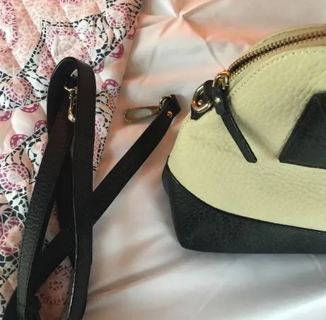Kate Spade Black and white tote - Image 5