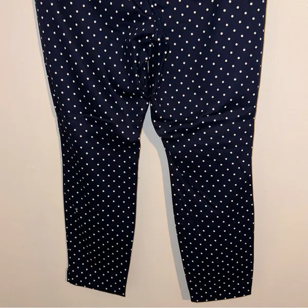 Old Navy women’s business casual stretchy Blue & White Polka Dot Pants size 8 🆕 - Image 2
