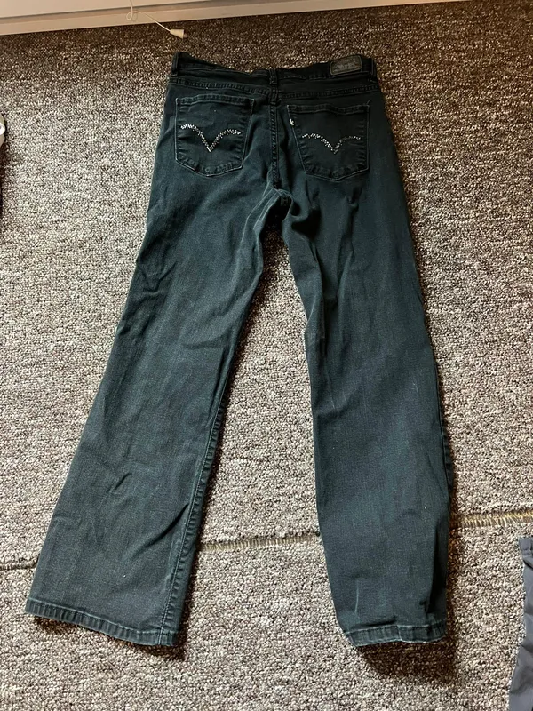 Levi’s Vintage Mom Jeans - Image 5