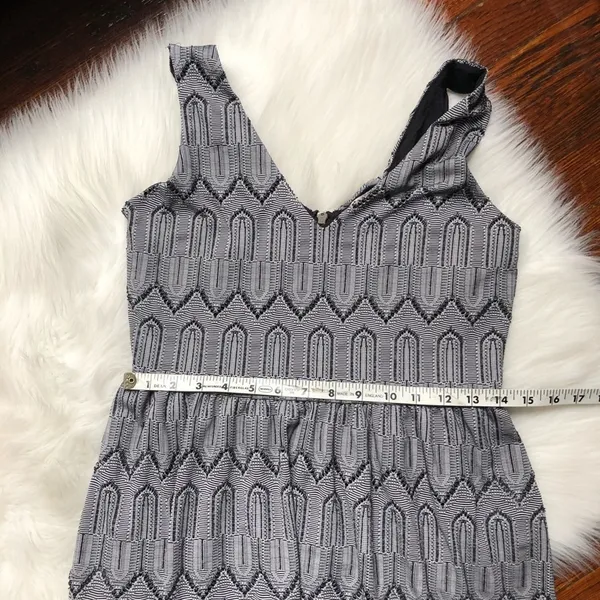Lucky Brand V Neck Textured Dress - Image 4