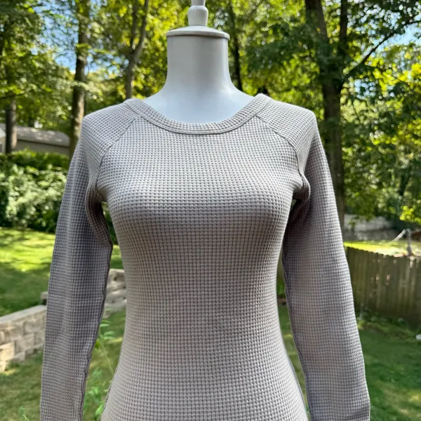 Lovers + Friends Revolve Beige Thermal Mini Tunic Top Dress in Size XS X-Small - Image 2