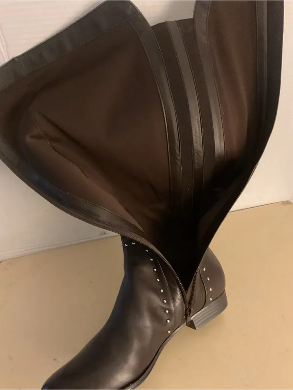 Isaac Mizrahi women brown leather Stud-Trim tall Knee Boots riding boots US 9.5 - Image 10