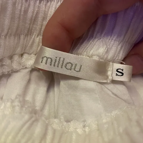 Millau White and Pink Grommet Shorts - Image 4