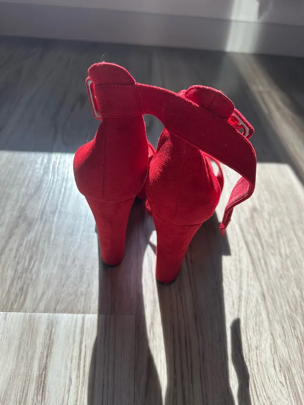 Red fabric heels 3 - Image 3