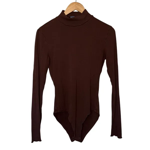 Cider Brown Ribbed Mock‎ Neck Long Sleeve Bodysuit Women's Large - Image 4
