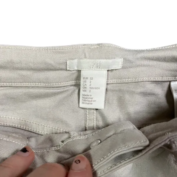 khaki high waisted shorts - Image 4