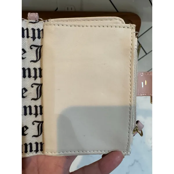 Juicy Couture Simply Perfect tab wallet embossed logo gold-tone heart charm - Image 13