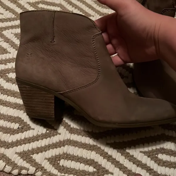 ‎Frye booties 9.5 - Image 3