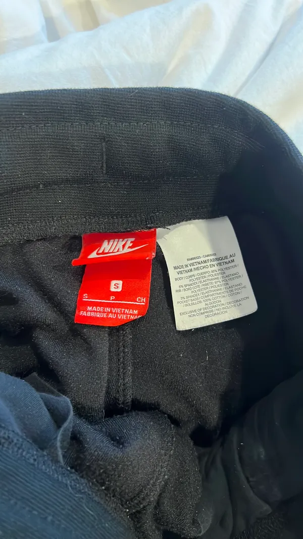 Nike Velvet Sweatpants - Image 3