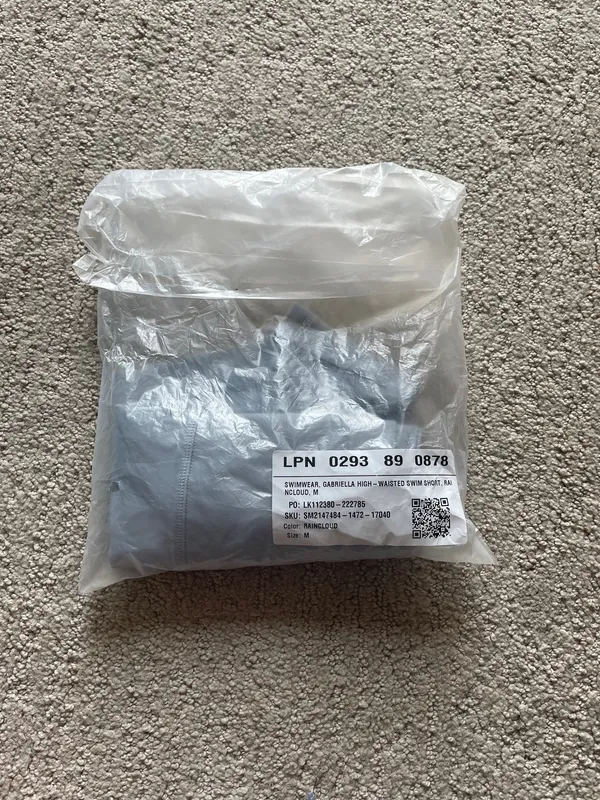 Fabletics High-Waisted Swim Shorts M - Image 2