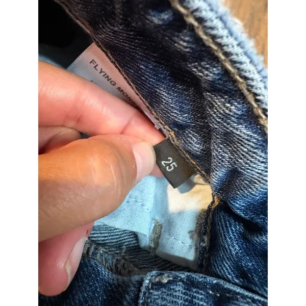 Vervet NWT Flying Monkey distressed jeans - Image 5