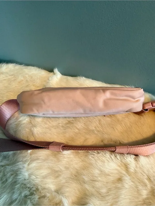 Lululemon Everywhere Pink Nylon Belt Bag - Image 6