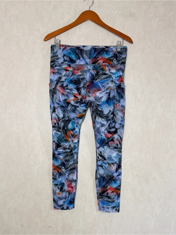 Lululemon Fast and Free High-Rise Tight 25" in Luminescent Floral Multi 10 - Image 6