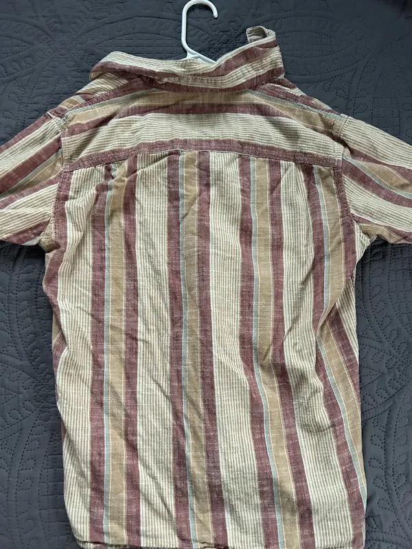 Hollister Short Sleeve Button-Up - Image 3