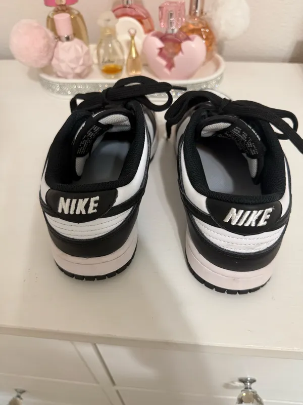 Nike Panda Dunk Low - Image 3