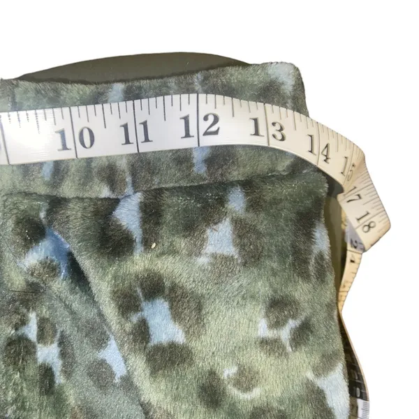 Aerie fuzzy green pajama shorts size XS - Image 3