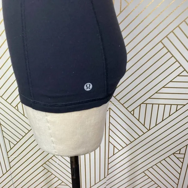 Lululemon‎ Deep Breath Tank Black Racerback Size US 4 - Image 7