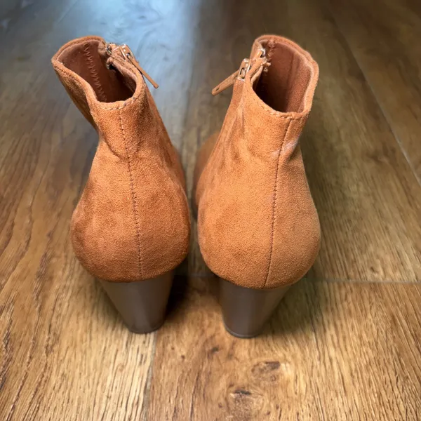 Old Navy Womens Roasted Chestnut Brown Block‎ Heel Ankle Booties Size 9 READ - Image 9