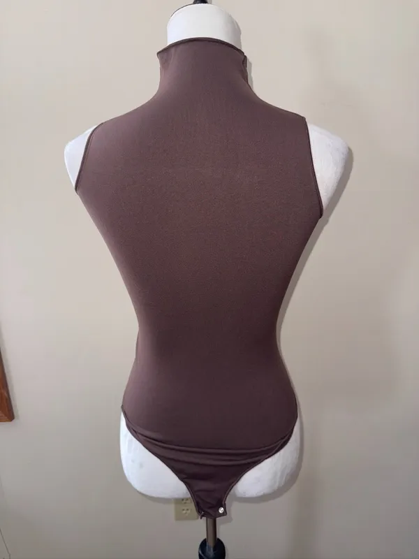 SKIMS Fits Everybody High Neck Bodysuit - Image 4