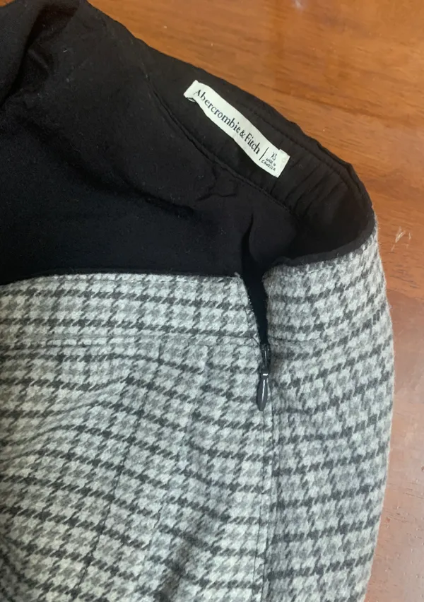Abercrombie Plaid Wool Mini Skirt - Image 5