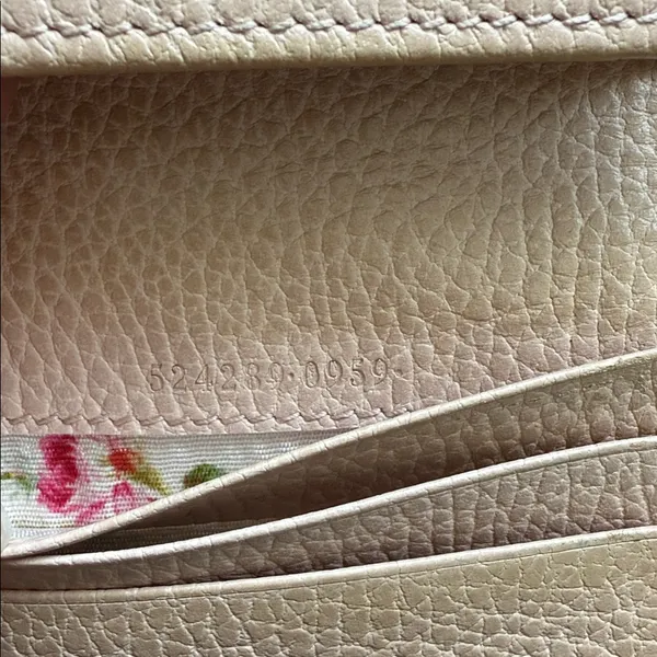 Gucci Marmont Black Leather Wallet with Gold Bow Logo and floral lining - Image 6