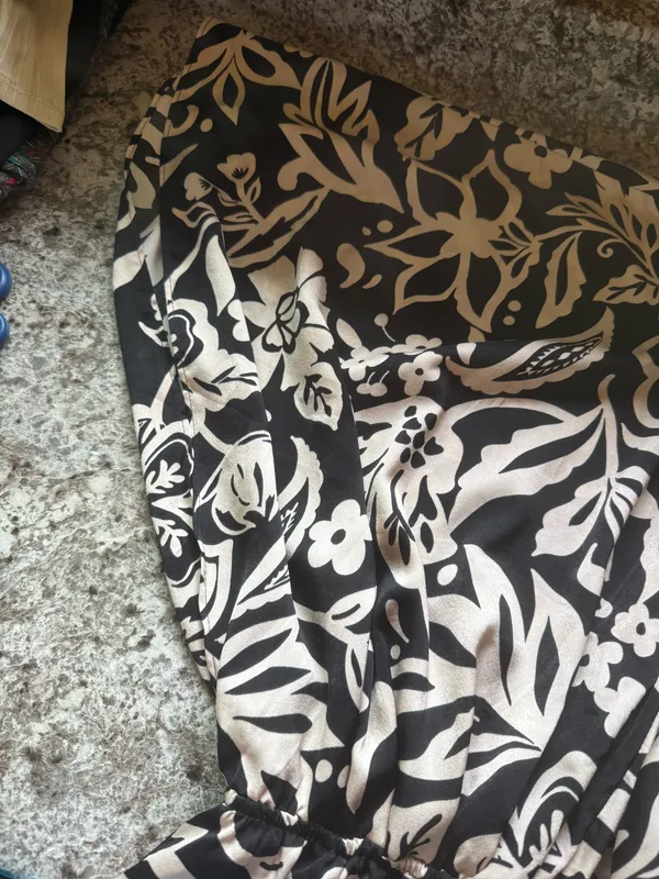 HYFVE black and cream botanical-print Romper - Image 4